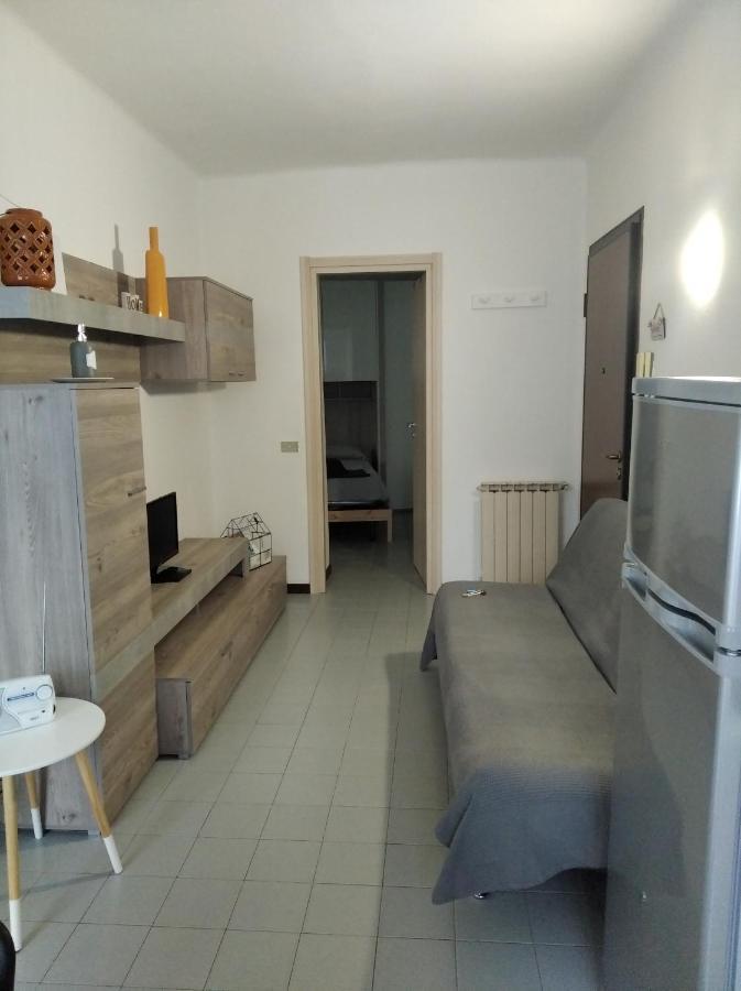 Appartement Tra La Stazione E Il Lago à Verbania Extérieur photo