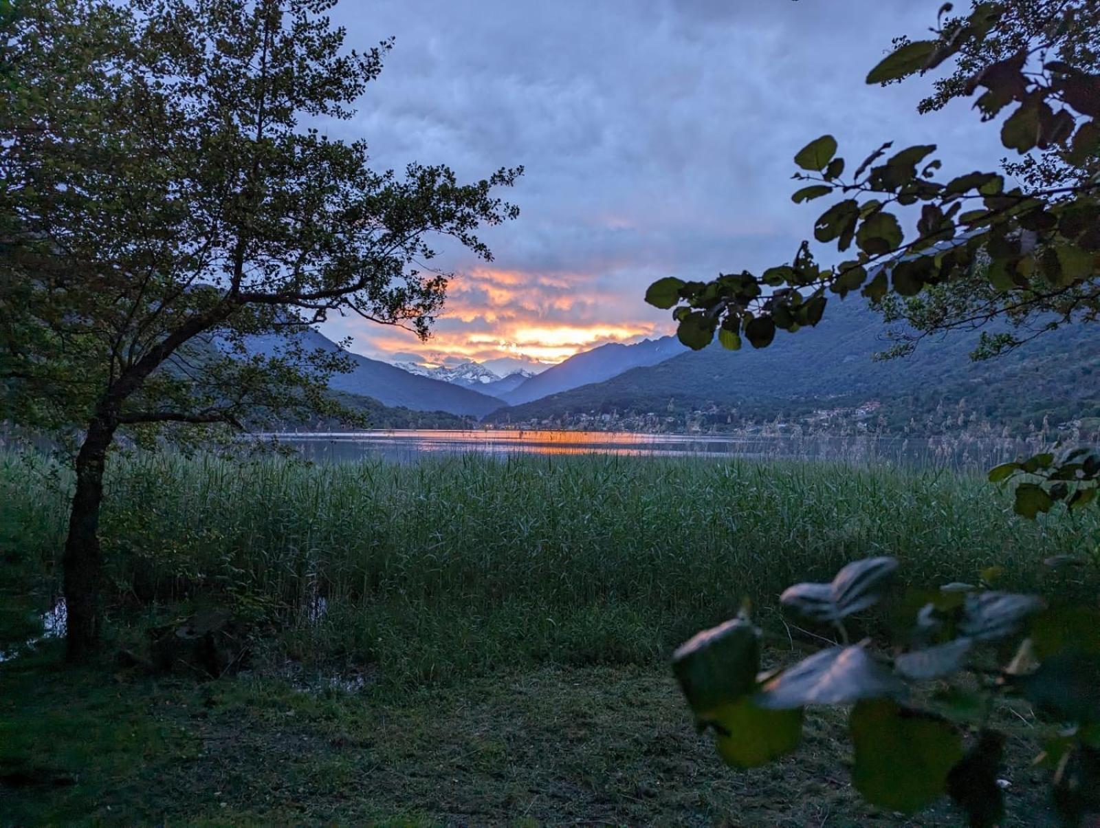 Appartement Tra La Stazione E Il Lago à Verbania Extérieur photo