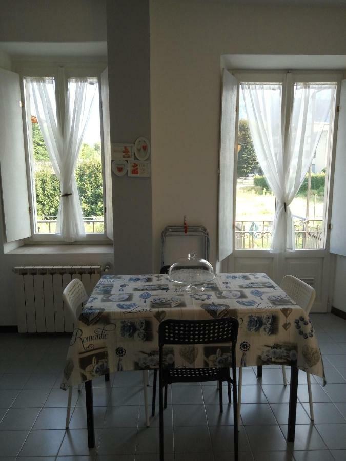 Appartement Tra La Stazione E Il Lago à Verbania Extérieur photo